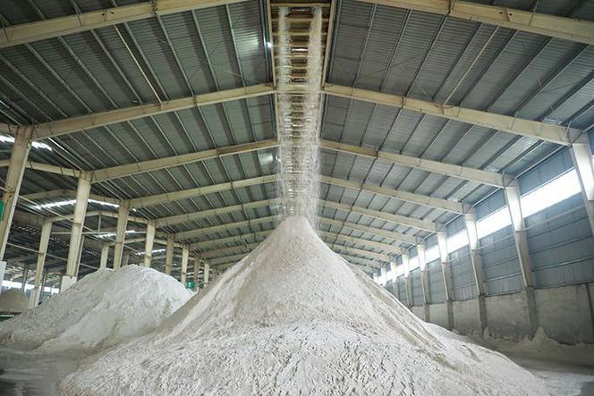 一粒 0.6 mm 的石英砂，為何從塔克拉瑪干 “飛” 到中原？—— 方形搖擺篩的新疆漫游手記